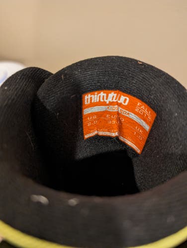 Kid's Thirty Two Kids Boa Snowboard Boots - Youth Size 2