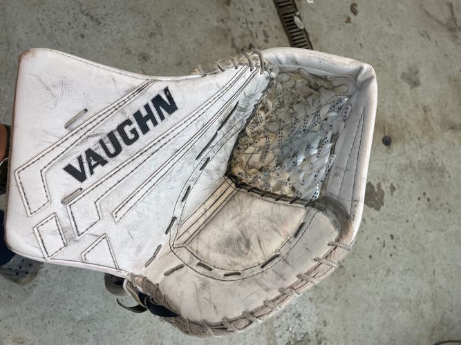 Used Vaughn Regular Velocity VE8 glove and blocker