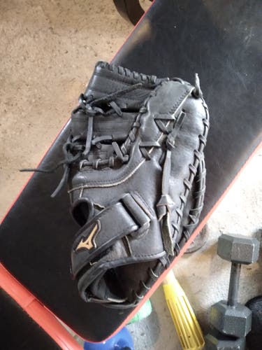 Used Mizuno Right Hand Throw First Base GXF 102 Baseball Glove 11.5"