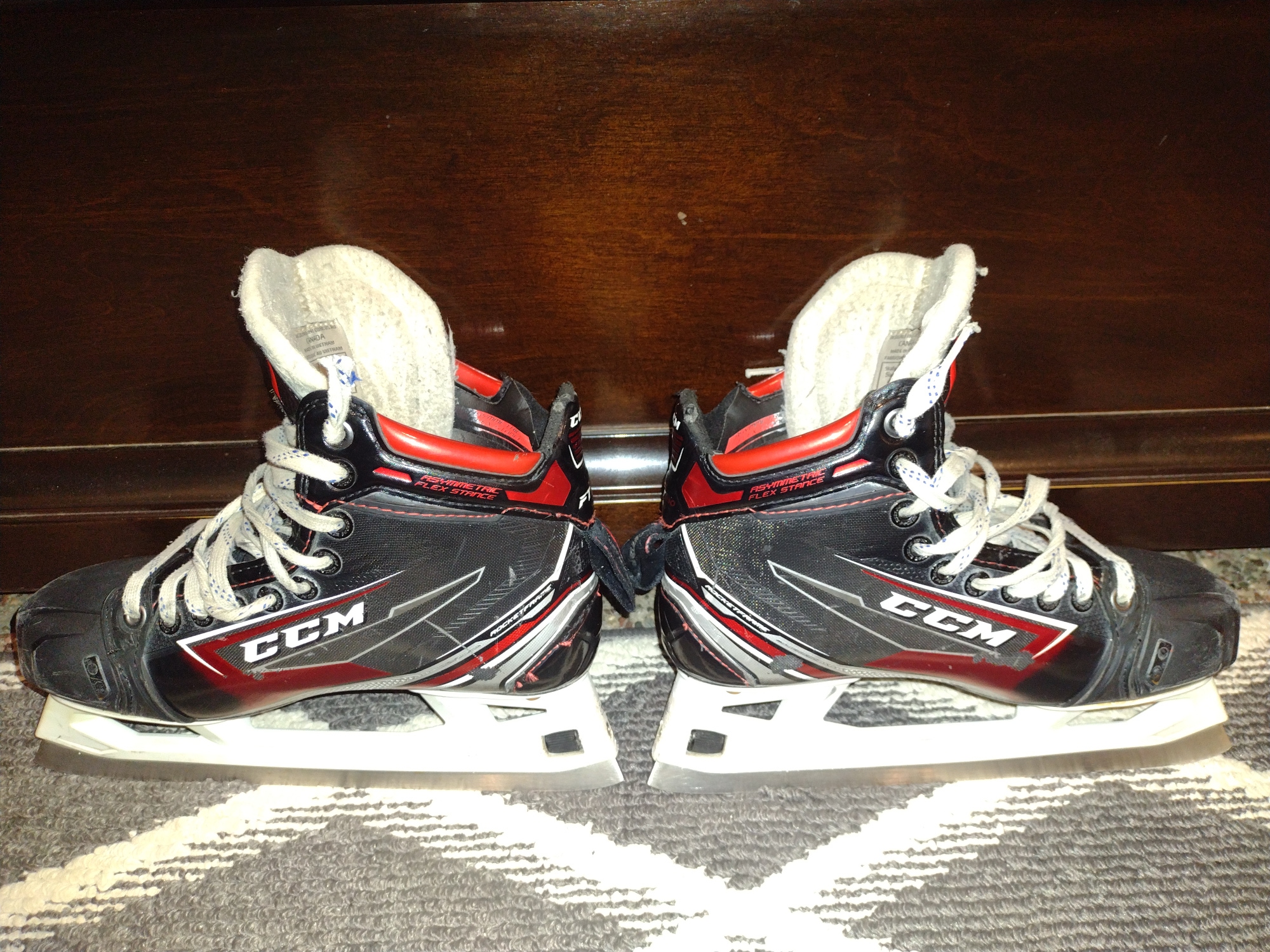 Senior Used CCM Jetspeed FT480 Hockey Goalie Skates Regular Width Size 7