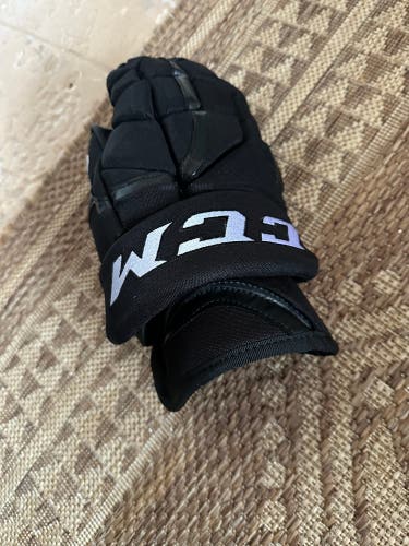 CCM 14" Pro Stock HG12 Gloves