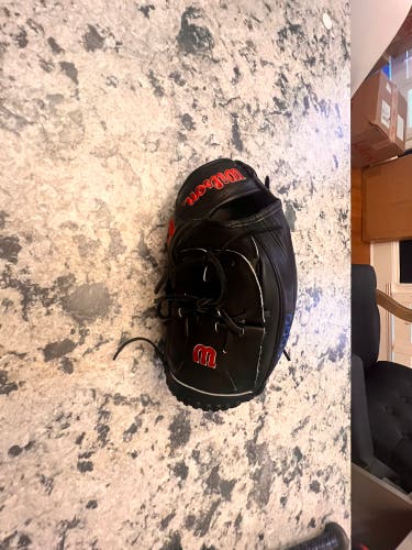 2020 Pitcher's 12.5" A2000 Baseball Glove