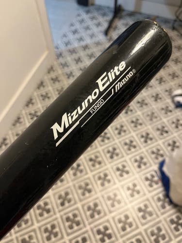 Used Mizuno Elite Fungo Bat