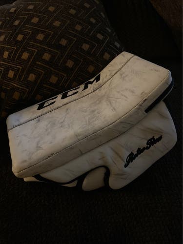 CCM retro flex 550SR goalie blocker