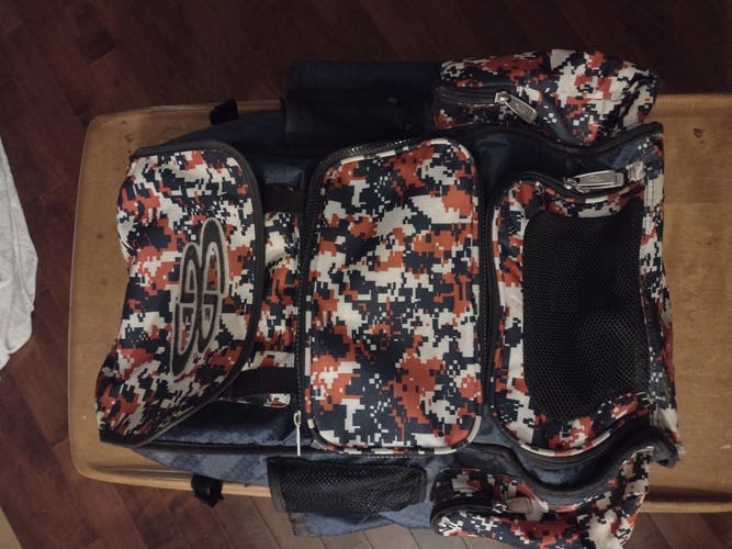 Used Boombah Bat Bag / Backpack (RWB Digital Camo, Non-Team Specific)