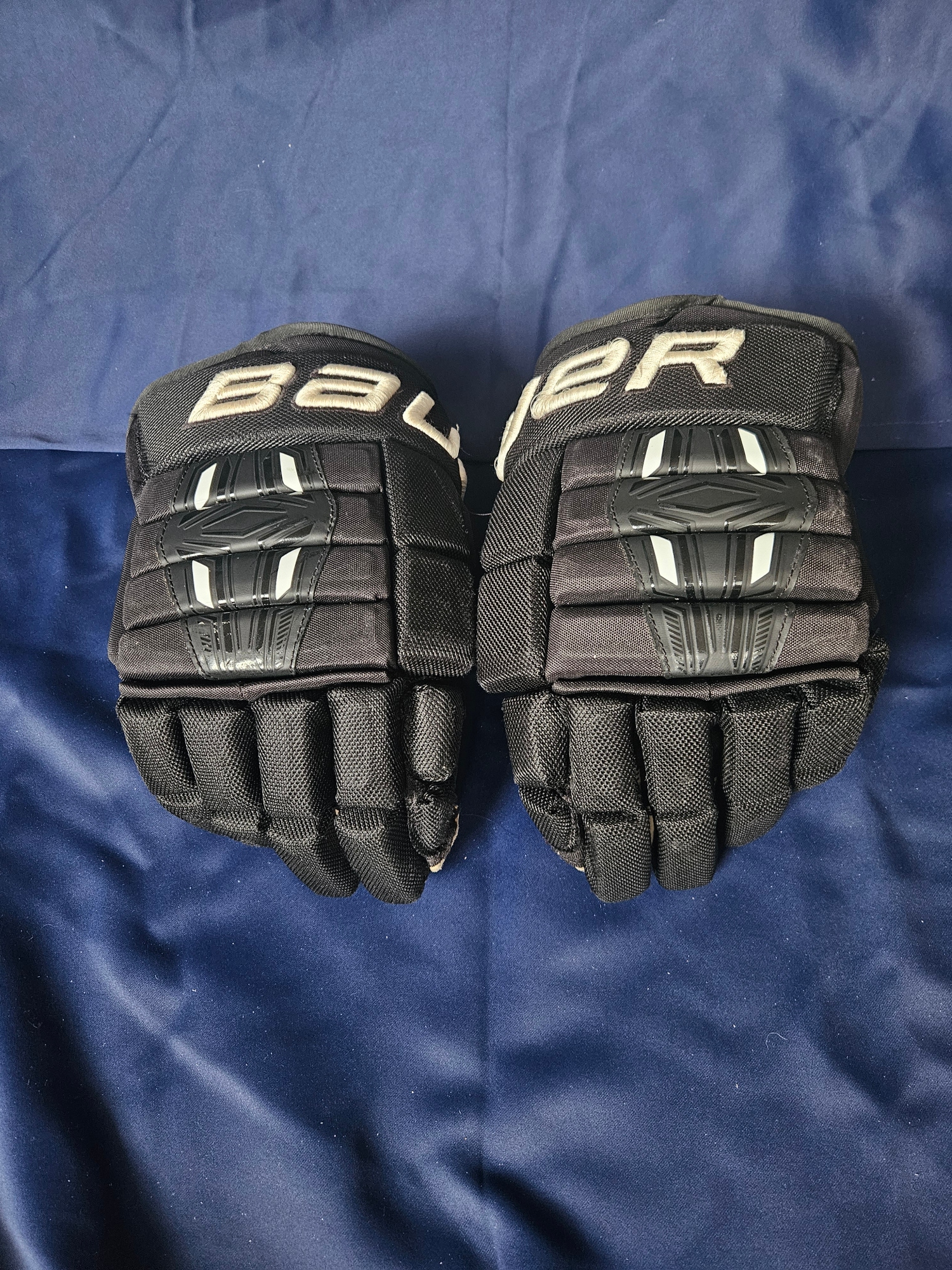 Used Blue Pro series Gloves 14"