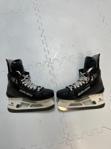 CUSTOM Black Color 6.5 Bauer Hyp2rlite Skates With Extra Blades And Insoles
