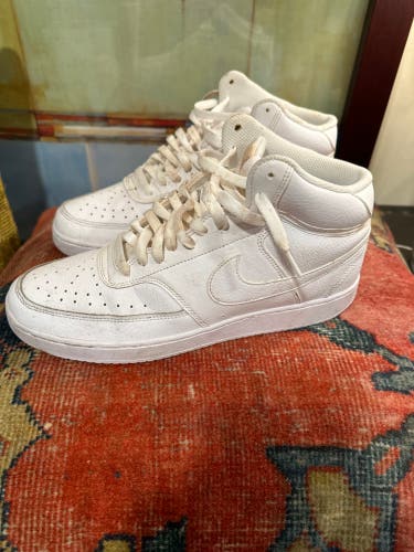 Men's Size 11 (Women's 12) Nike Air Force 1 Shoes