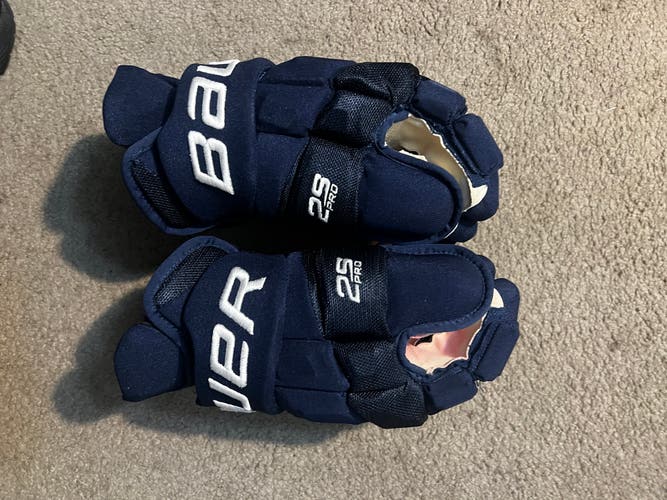 Bauer 14" Supreme 2S Pro Pro Stock Gloves