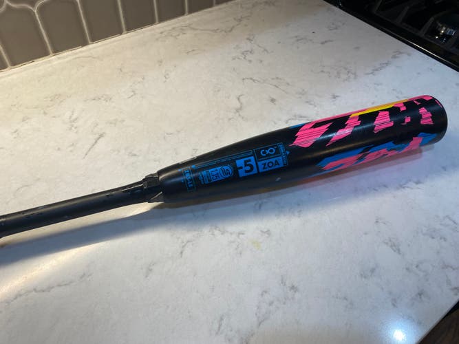 Used USSSA Certified DeMarini Composite Zoa Glitch Bat (-5) 26 oz 31"