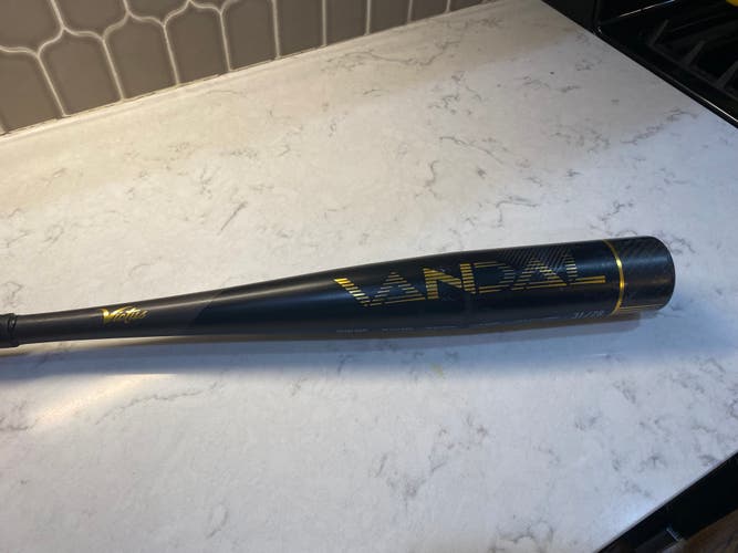 Used BBCOR Certified Victus Alloy Vandal Bat (-3) 28 oz 31"