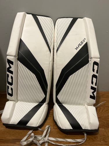 Ccm Youth Ytflex 3 Goalie Goalie Leg Pads 26”