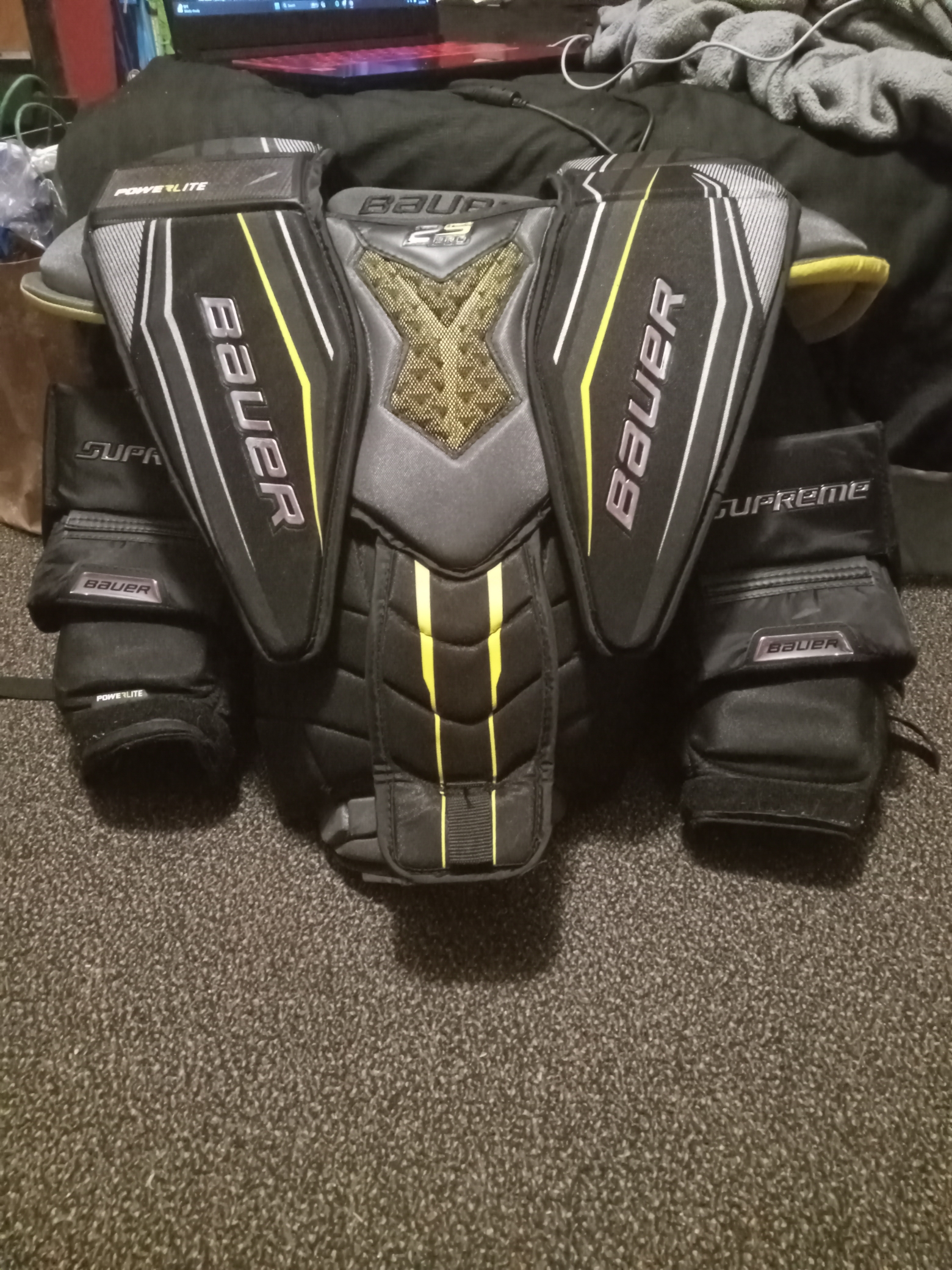 Used Small Bauer Supreme 2S Pro Goalie Chest Protector
