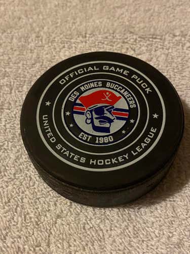 Des Moines Buccaneers United States Hockey League Junior Hockey Official Game Puck
