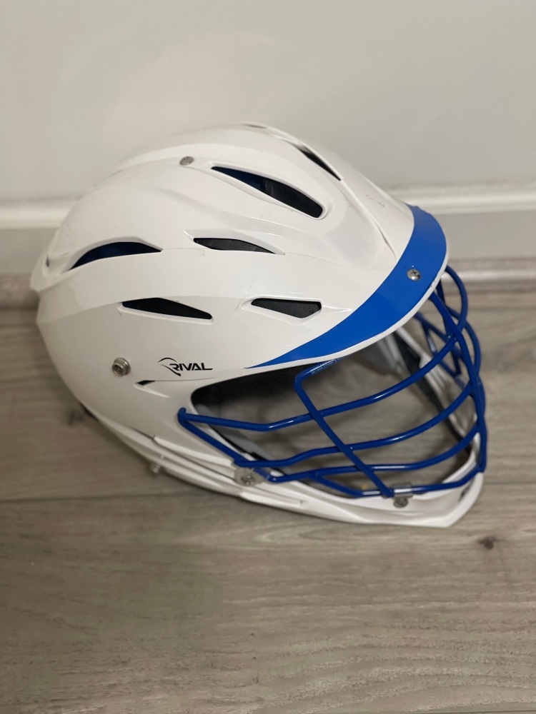 Schutt Rival Lacrosse Helmet (GREAT Condition)