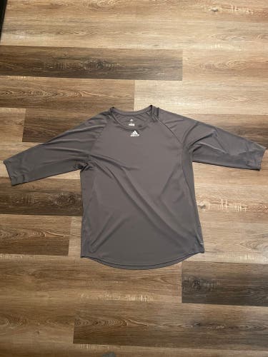 Men’s Adidas ClimaCool 3/4 Sleeve XL Gray Shirt