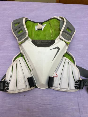 Used Lacrosse Shoulder Pads Maverick Max EKG