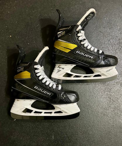 Bauer Supreme UltraSonic Pro Stock Hockey Skates