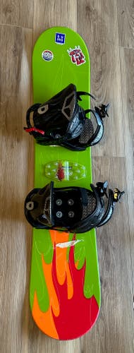 Used LIQUID HOT ROD Kid's Snowboard 108 cm w/ Brand New Liquid Bindings