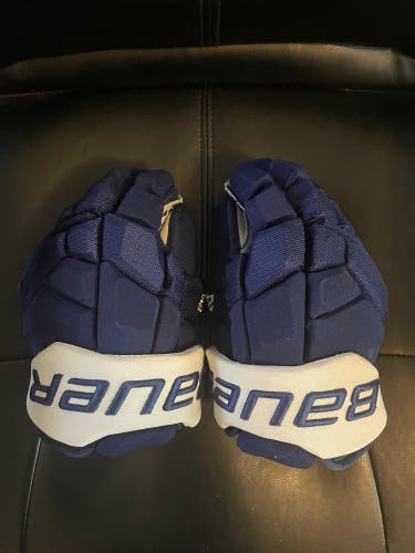 Toronto Maple Leafs Galchenyuk Short Cuff Bauer 13" Pro Stock Supreme 2S Pro Gloves