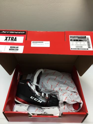 CCM Jetspeed Xtra Jr Size 1 R Hockey Skate