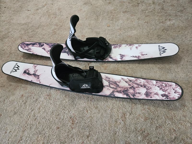 New tramp skis, never used | SidelineSwap | Buy and Sell on
