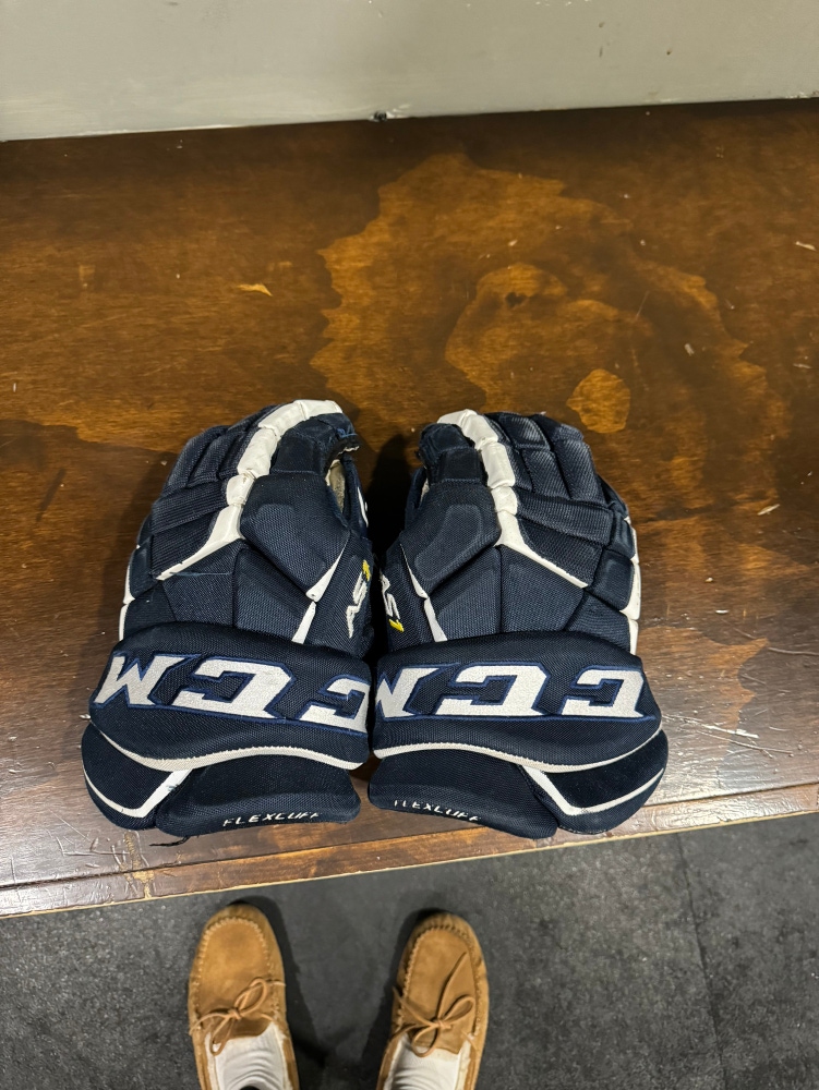 CCM 14"  AS1 Gloves