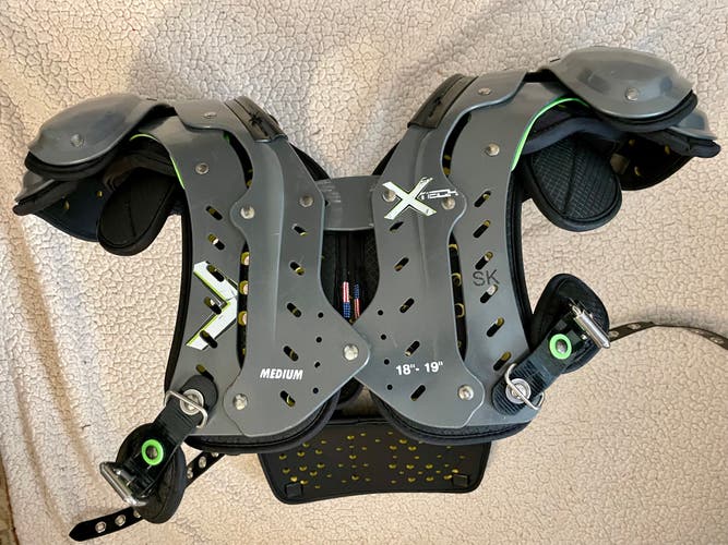Xtech Shoulder Pads - Adult Medium - Used