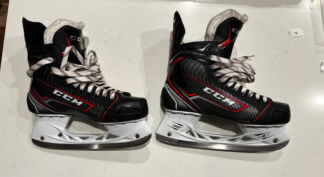 Senior CCM Regular Width 9.5 JetSpeed FT360 Hockey Skates