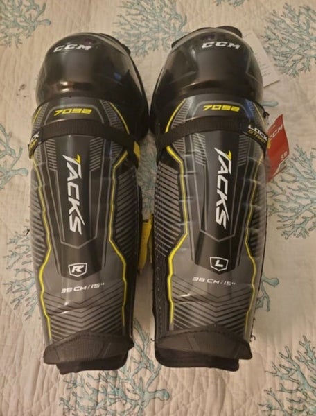 CCM Tacks 7092 15 " Shin Guards