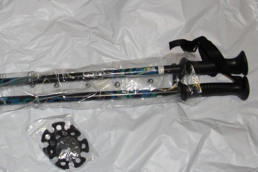 NEW Ski poles downhill/alpine Alum . Ski Poles 125cm /  50"pair with baskets