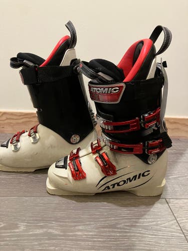 Men's Used Atomic RT CS Ski Boots (size 26)