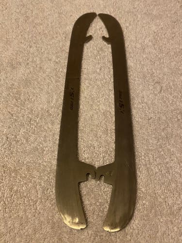 CCM Hockey XS1 Pro Steel Runners Size 263