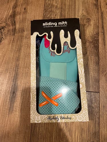 Miami Ice Sliding Mitt