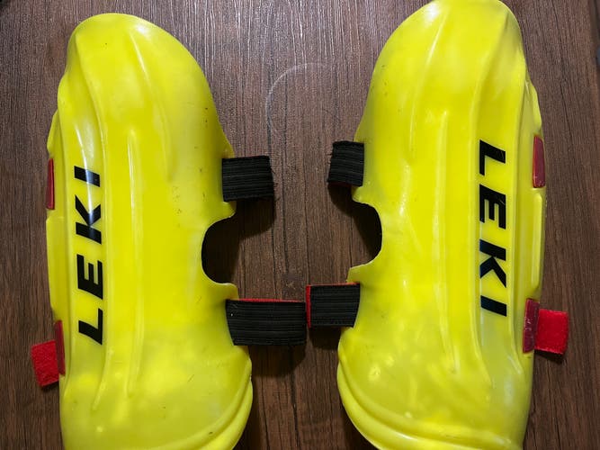 Shin Guards Used Youth Large Leki Shin Guard