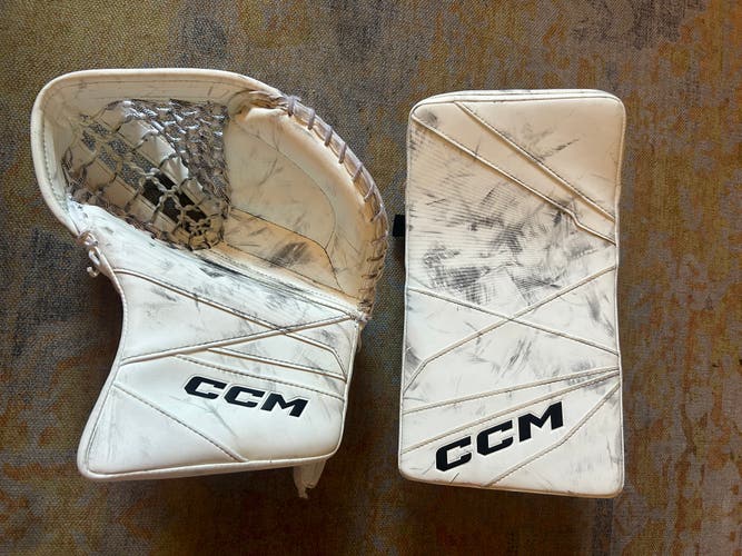 Used Regular Axis 2.9 Goalie Glove And Blocker Set