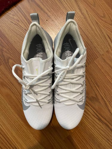White Adult New Men's Size Men's 10.5 (W 11.5) Nike Cleats