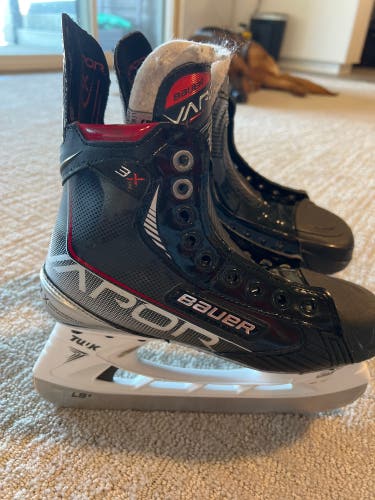 Used Bauer Size 5 Vapor 3X Hockey Skates