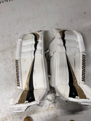 33" Warrior  Swagger Goalie Leg Pads