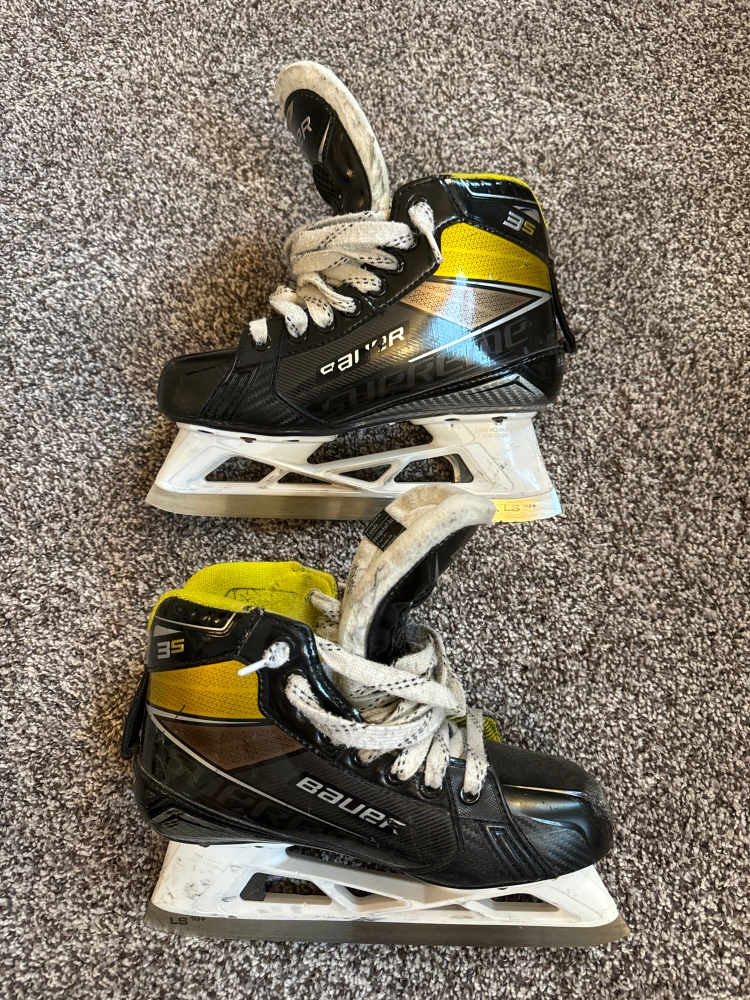 Used Bauer Regular Width  Size 4.5 Supreme 3S Hockey Goalie Skates