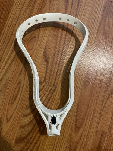 Used Attack & Midfield Brine Unstrung Clutch Elite X Head