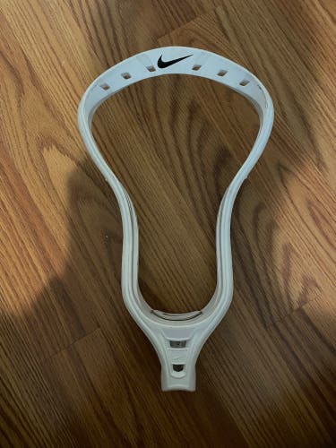 Used Attack & Midfield Nike Lakota