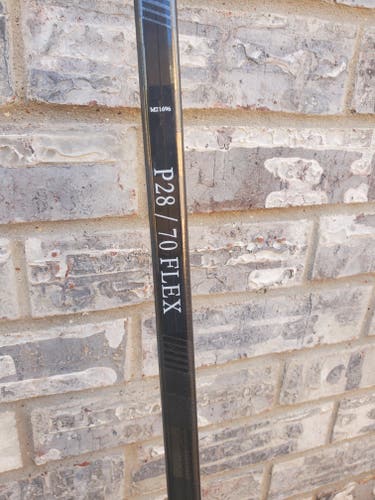 Right Handed Bauer Supreme Ultrasonic Black Edition Senior p28