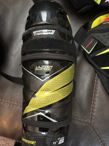 Used Bauer 11"  Ultra sonic Shin Pads