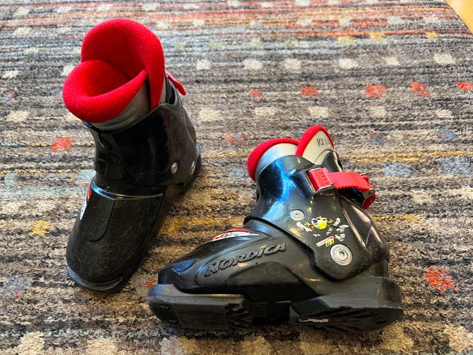 Used Nordica Super 0.1 175 Mp - Y11 Boys' Downhill Ski Boots