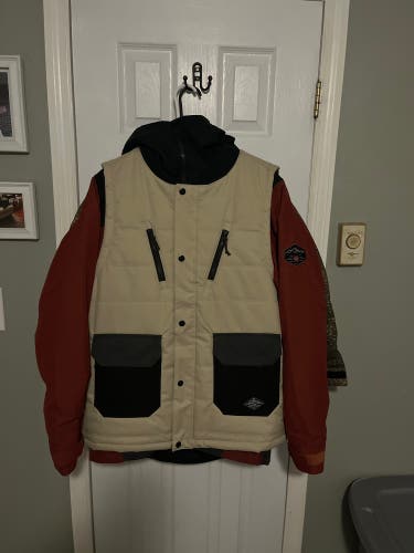 Men’s 686 5 in 1 Smarty Snowboard Jacket size Medium
