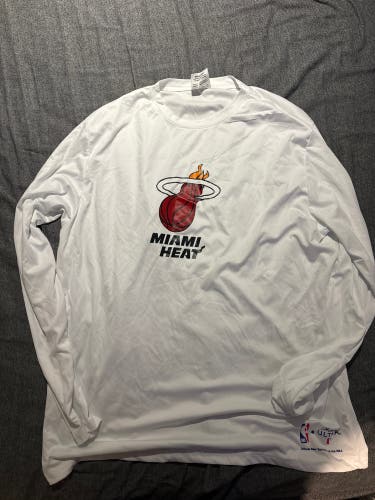 Miami Heat Michelob Ultra workout shirt