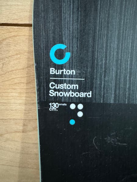 Boys' Burton Custom Smalls Camber Snowboard 130 Used Without