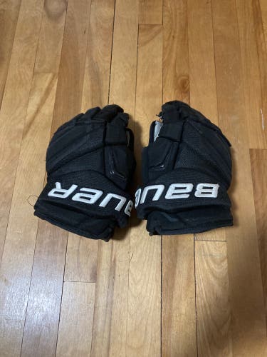 Bauer 13" Vapor APX2 Pro Gloves