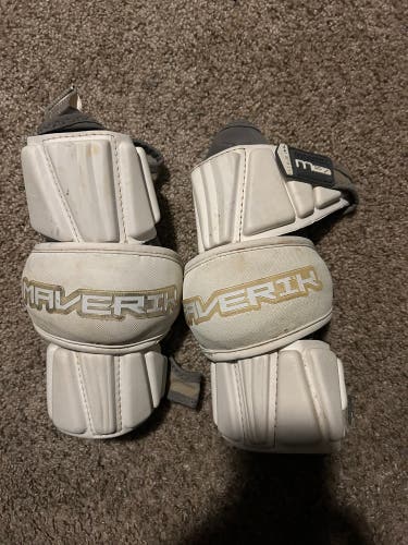 Adult Used Large Maverik Max Arm Pads
